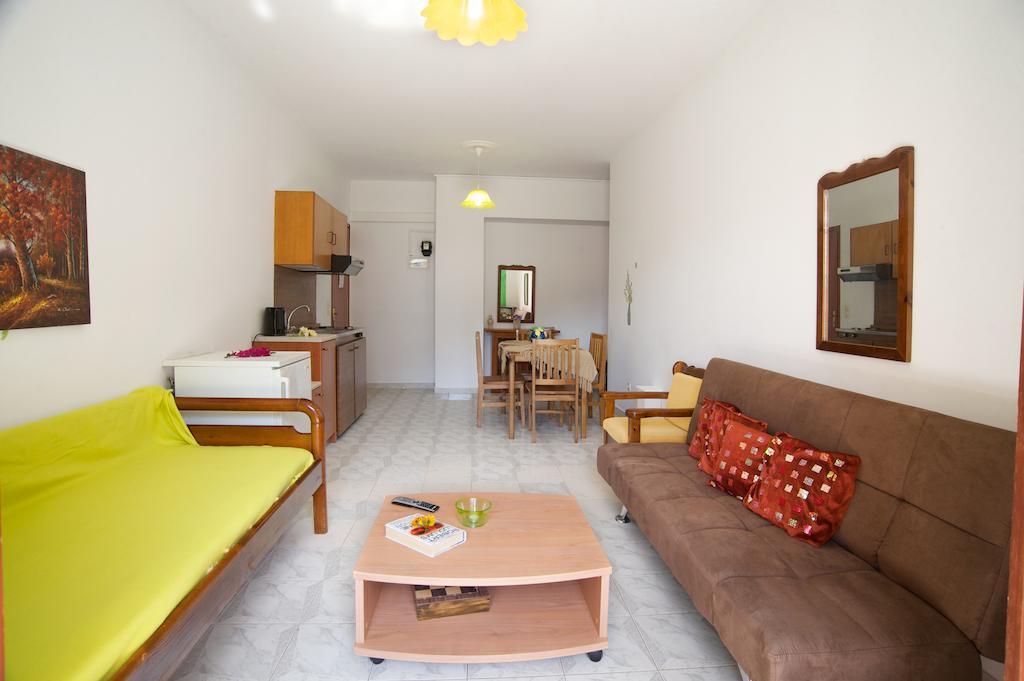 Thodora Appartments Sami  Bagian luar foto