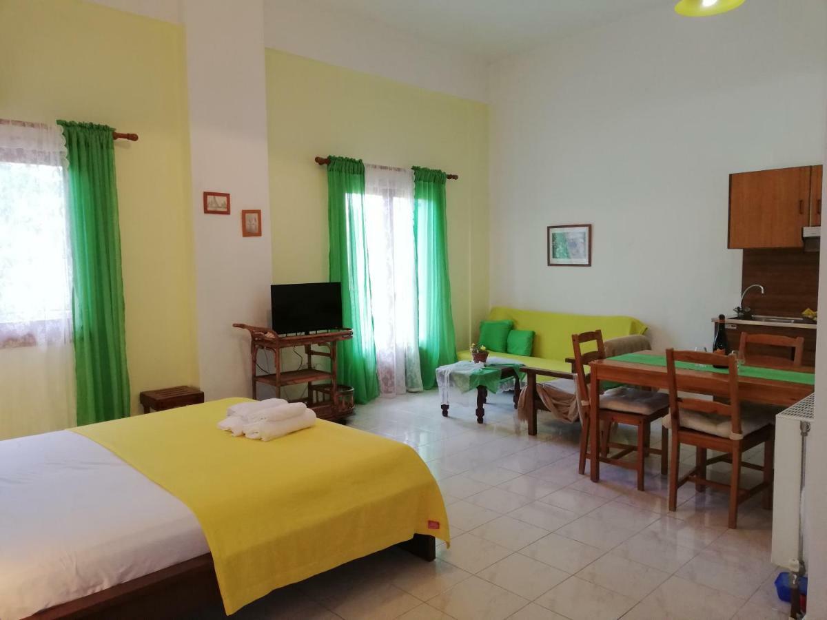 Thodora Appartments Sami  Bagian luar foto