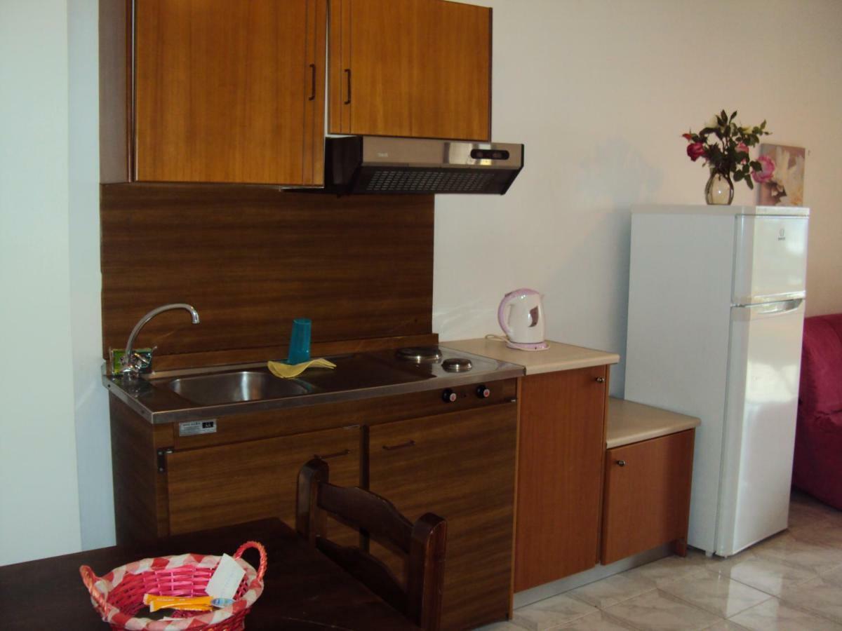 Thodora Appartments Sami  Bagian luar foto